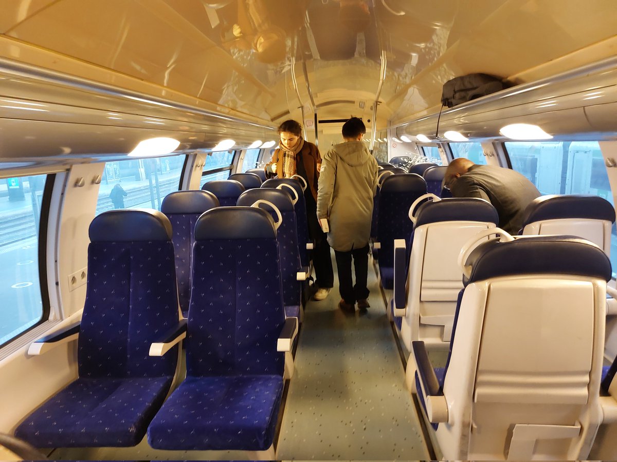 RocTredudon's tweet photo. Voie 4 de Lille Flandres  - Train @TERHDF #K45 [Course #848902] à destination d'Amiens https://t.co/MYwPH1A4aQ