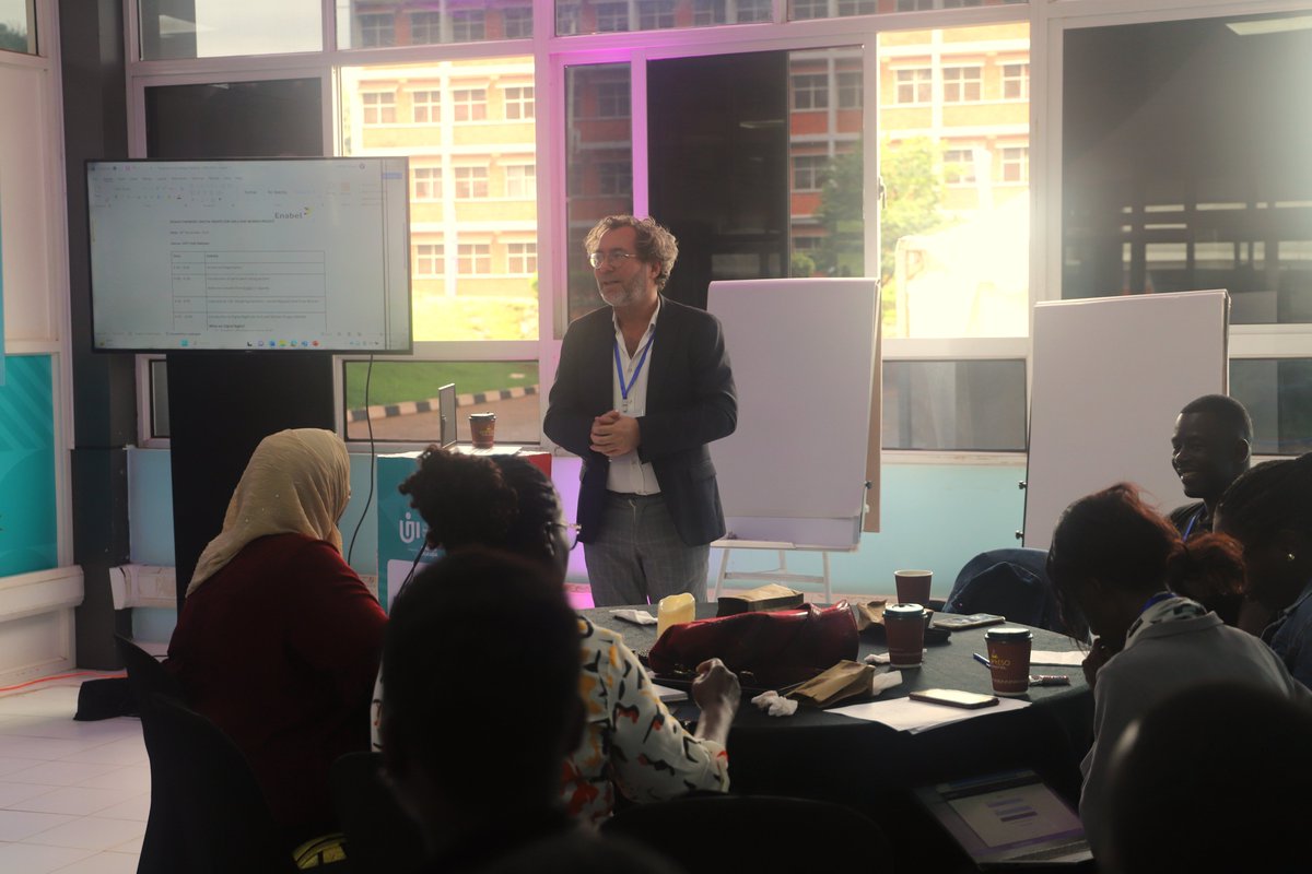 EnabelinUganda's tweet image. Excited to be at the heart of innovation, leading a Design Thinking workshop at #UIW2023
We&apos;re brainstorming ways Ugandan women and girls can leverage tech for economic empowerment. From digital rights to overcoming challenges online, empowering discussions abound.#enablingchange