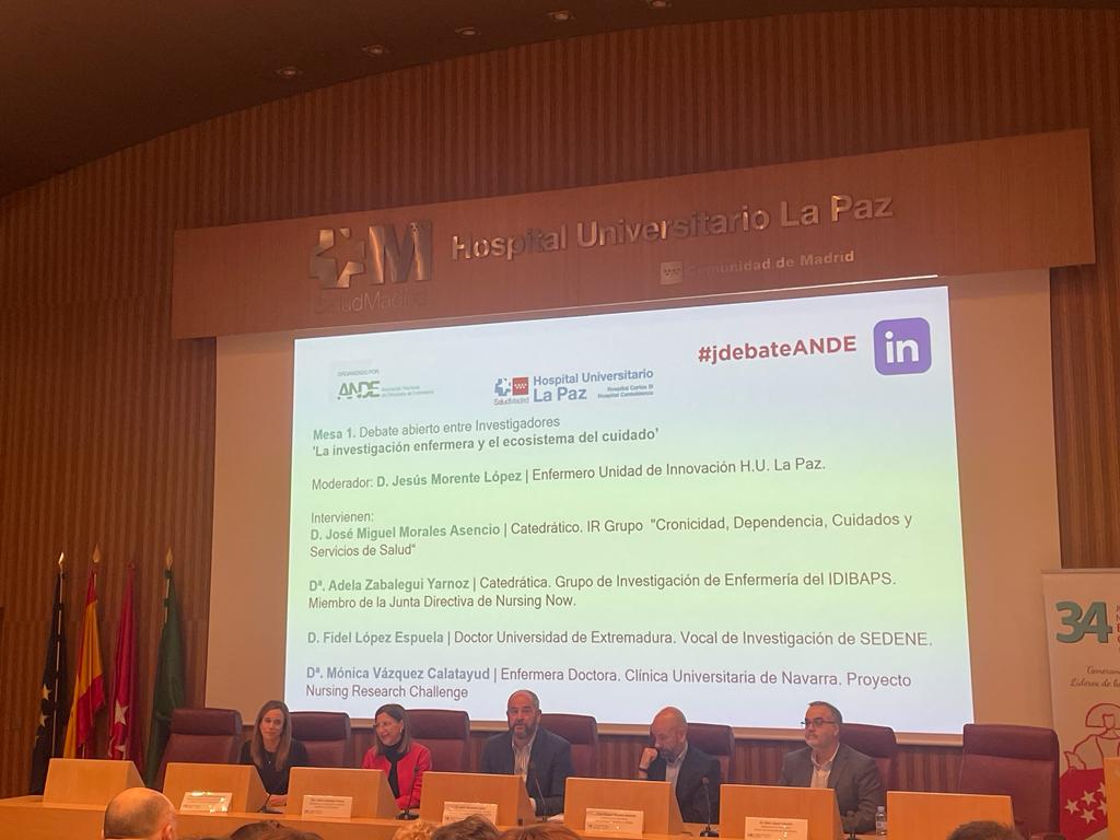 almudenabuerba's tweet photo. Las enfermeras del Área de Desarrollo Profesional e Investigación en Enfermería de @ClinicaNavarra estamos participando en #jdebateANDE, un honor escuchar a todos los ponentes y en especial a nuestra  Directora de Área y compañera @CalatayudMonica 🫂 https://t.co/jLdbRGalXI