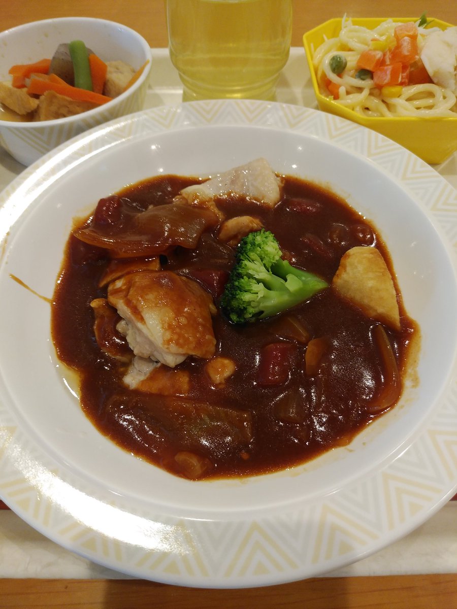 Craft_Beer_Lab's tweet photo. チキンのデミトマやわらか煮😋 https://t.co/r1No9MdLJF