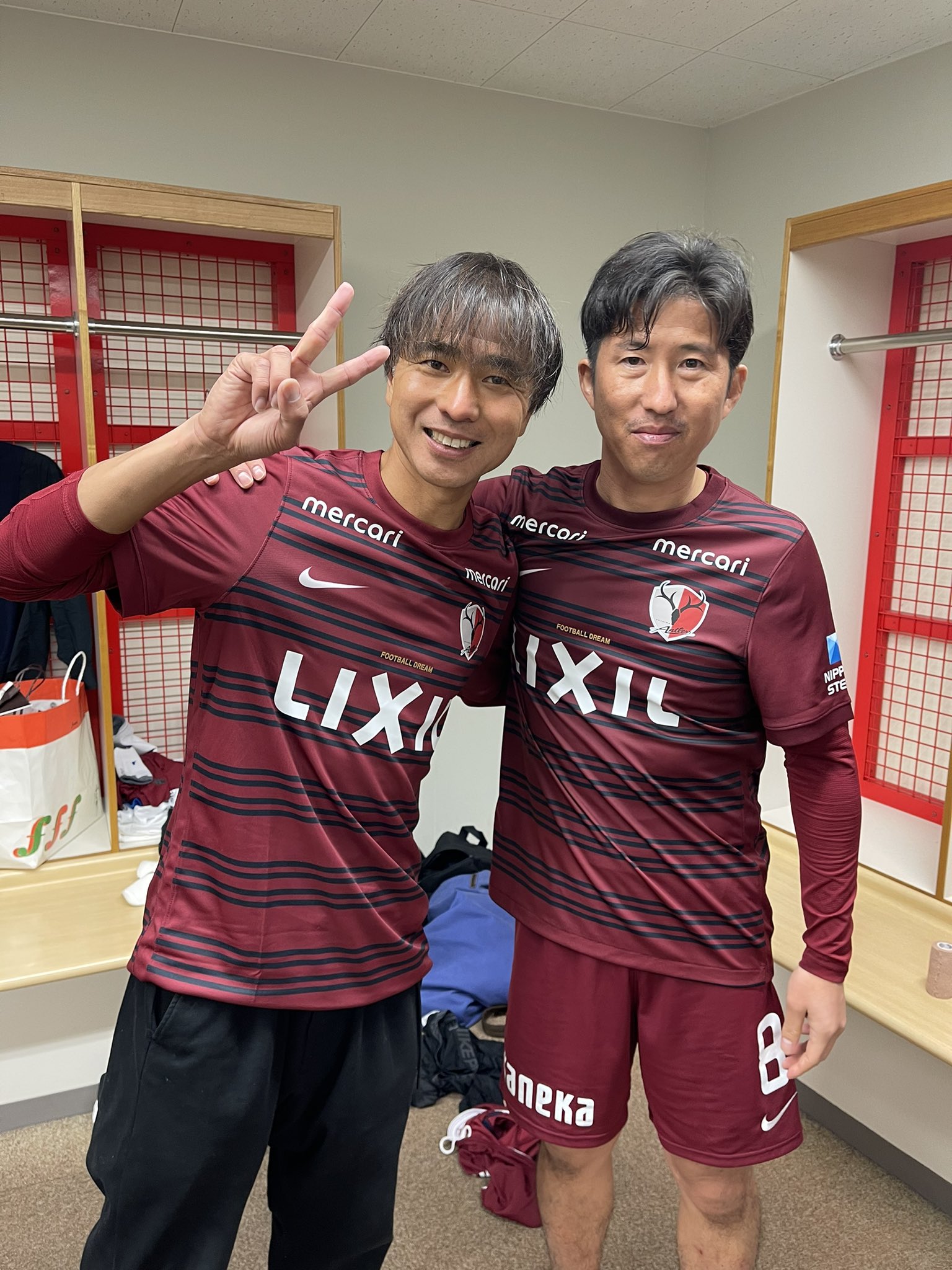 鹿島アントラーズ　野沢拓也 神戸MF野沢が鹿島復帰を発表「アントラーズのユニフォームを着て