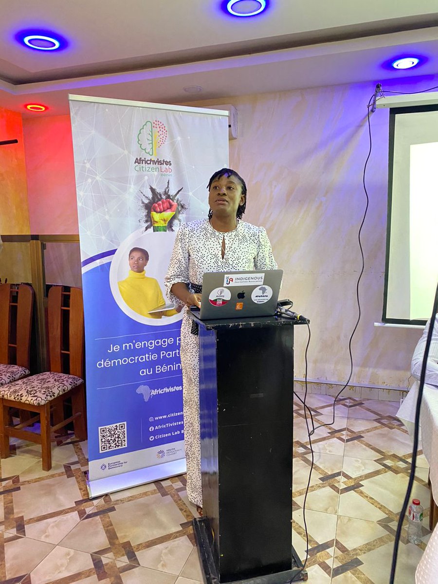 AFRICTIVISTES's tweet photo. Lancement de AfricTivistes Citizen Lab #Bénin🇧🇯 

🎙️Présentation de CitizenLab Bénin, stratégie et action

"À travers ce Think Tank, AfricTivistes citizenLab Bénin vise avant tout à promouvoir l'engagement citoyen des acteurs de la société sur les questions de démocratie participative et de gouvernance au Bénin" de @AmelePadonou, membre de l’équipe AfricTivistes Citizen Lab Bénin🇧🇯

Suivez nous via nos hashtags: #ACLB #AfricTivistes

Soutenu par l' @EU_Partnerships⚡ Réalisé par la
@YouthCohort 

#CivicTech #Masexo #supportedbyydc