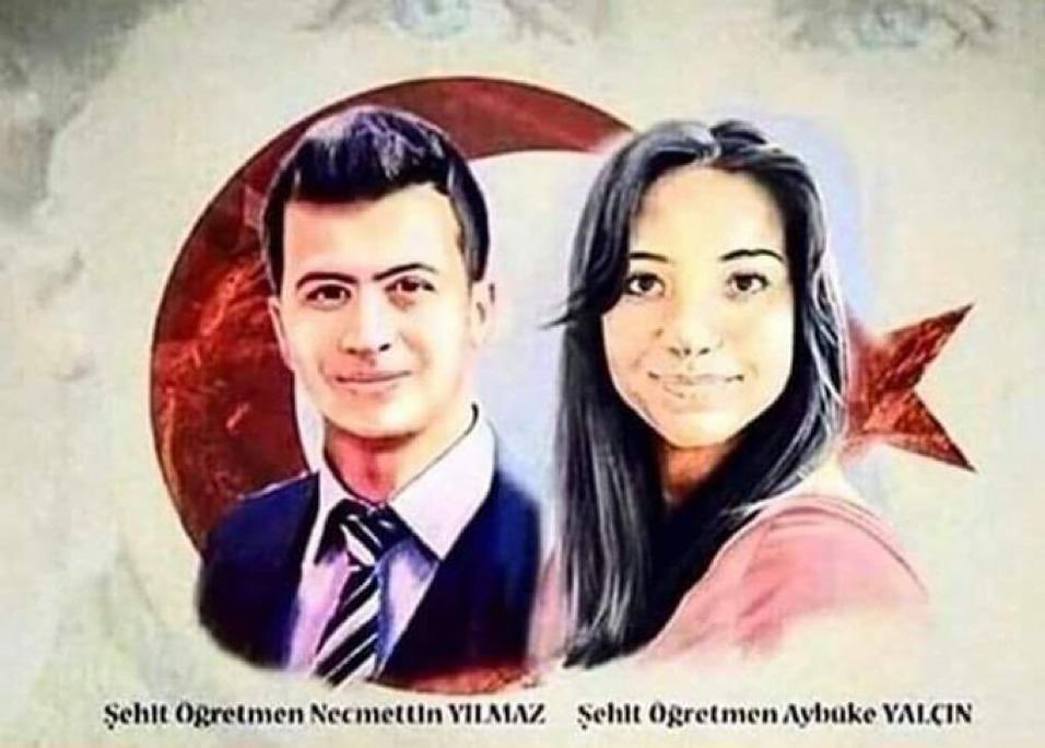 Vatanımızın her köşesinde geleceğimiz çocuklarımız için fedakarca emek veren tüm öğretmenlerimizin #24KasımÖğretmenlerGünü’nü kutluyorum.  

Başta şehit #AybükeYalçın ve şehit #NecmettinYılmaz olmak üzere ebediyete irtihal etmiş tüm öğretmenlerimize Rabbim’den rahmet diliyorum.