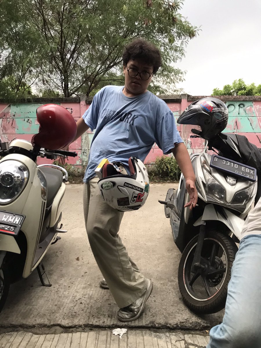 WoresomeYouth's tweet image. susah kalo udah skenaaaaaa #gemoy #shift2