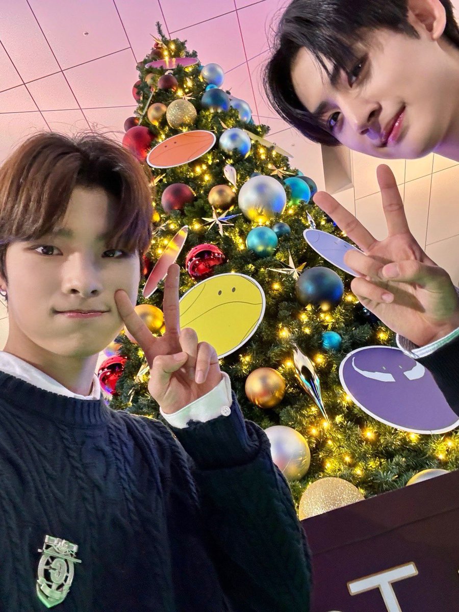 행복한 금요일😁😁😁

#형석 #HYUNGSEOK