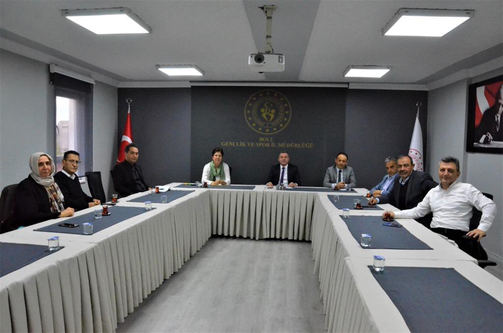 İl Müdür Vekilimiz olarak göreve başlayan Muzaffer Akdoğan Şube Müdürlerimiz ile bir araya gelerek koordinasyon ve planlama toplantısı gerçekleştirdi.

<a href="/OA_BAK/">Dr. Osman Aşkın Bak</a> 
<a href="/gencliksporbak/">Gençlik ve Spor Bakanlığı 🇹🇷</a>