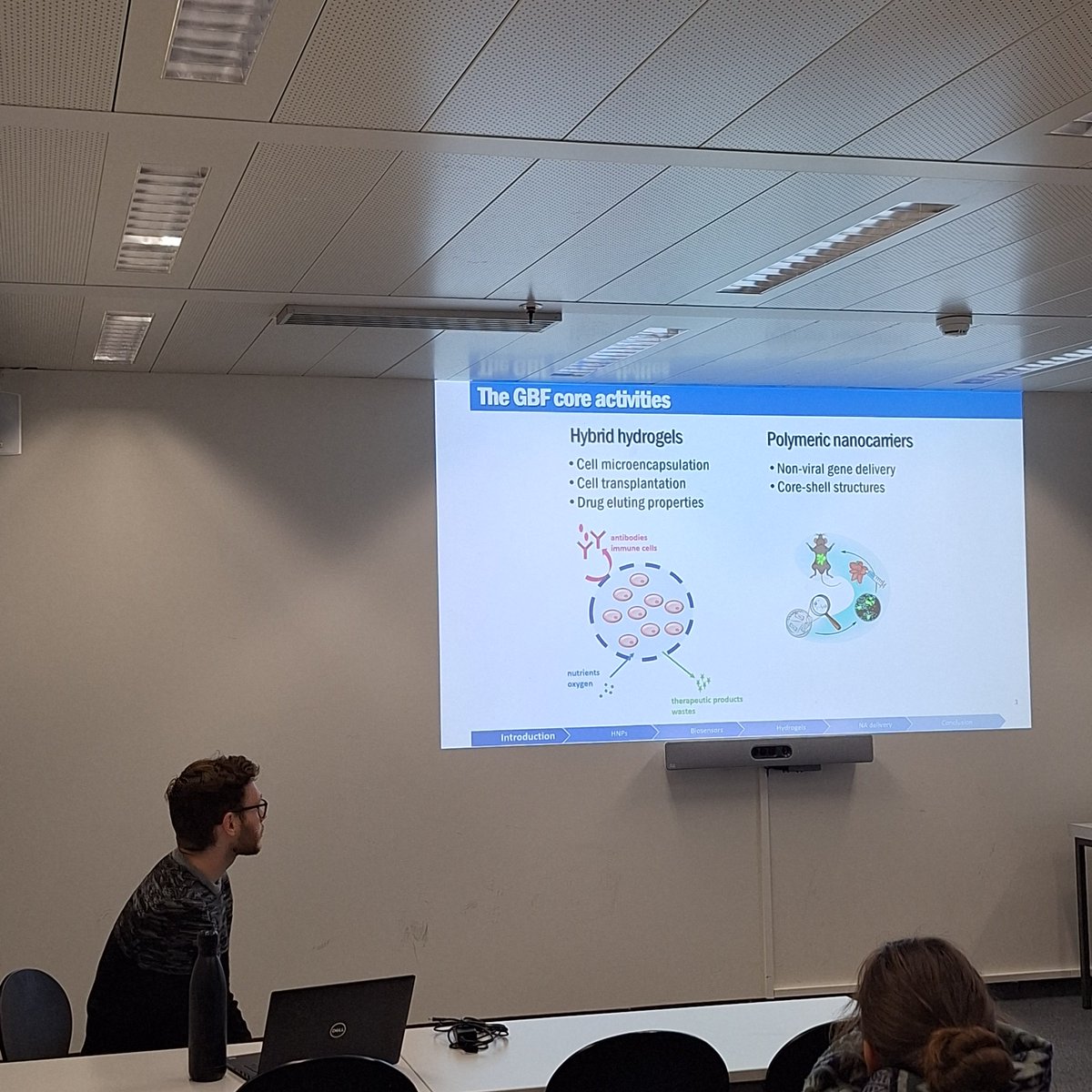 GBFlab's tweet photo. Today, @Alessan17620647 and @SimonDumolard are presenting the current projects in our group to high school students 👩‍🎓👨‍🎓

We hope to spark some chemistry curiosity, and see them @EPFL_en  in the futur 🌟 ⚗️

#chemtwitter #chemistry https://t.co/bBt6pCuScm