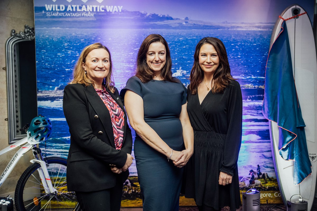 Fáilte Ireland tweet media