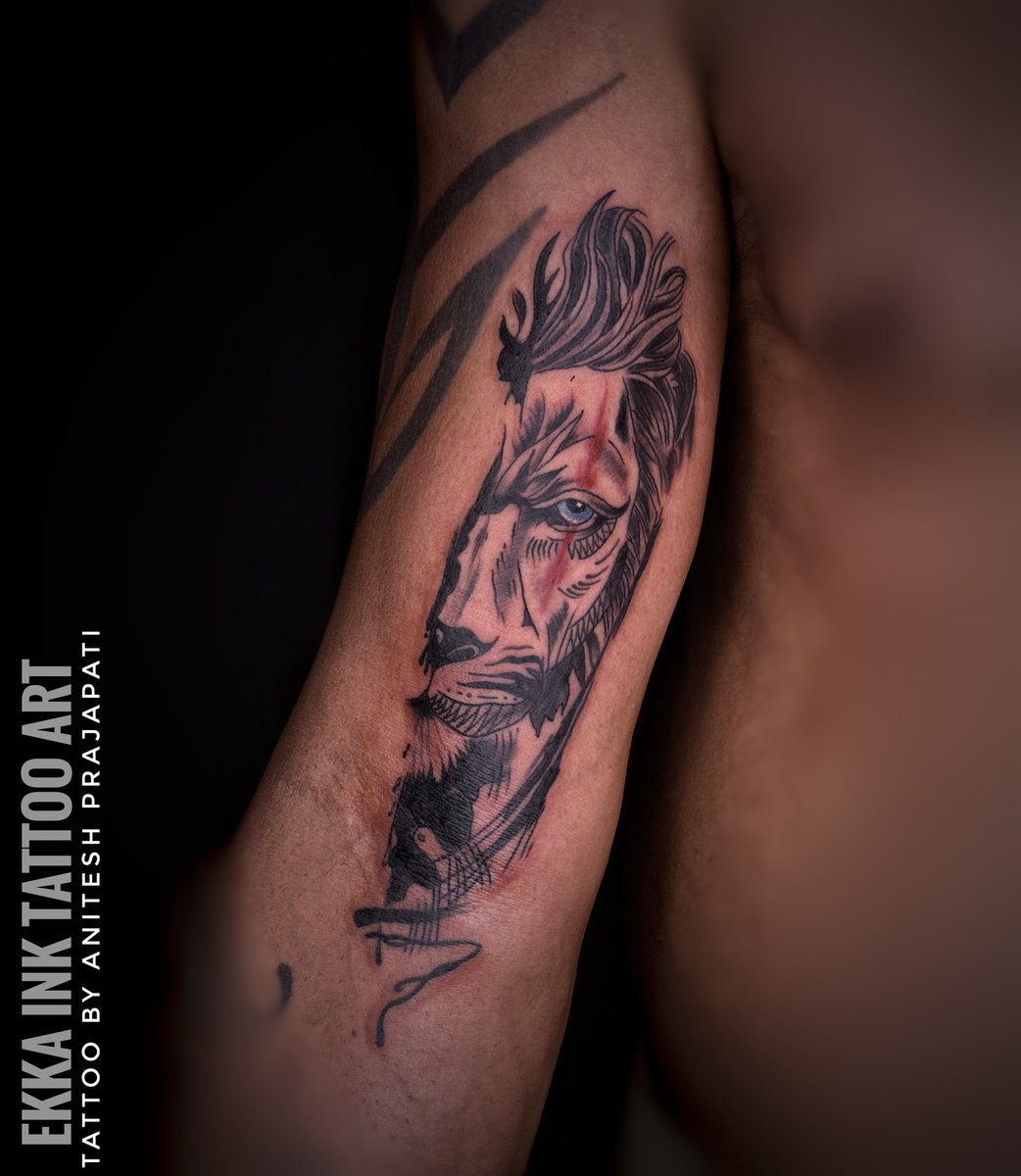 Lion tattoo 🦁...

By EKKA INK TATTOO ART

#lion #liontattoo #forestkingdom #kingofforest #hungrylion #lionking #lionlove #liontattoos #bieceptattoo #tattoolife #tattoostyle #tattoomodel #tattooshop  #ekkainktattooart