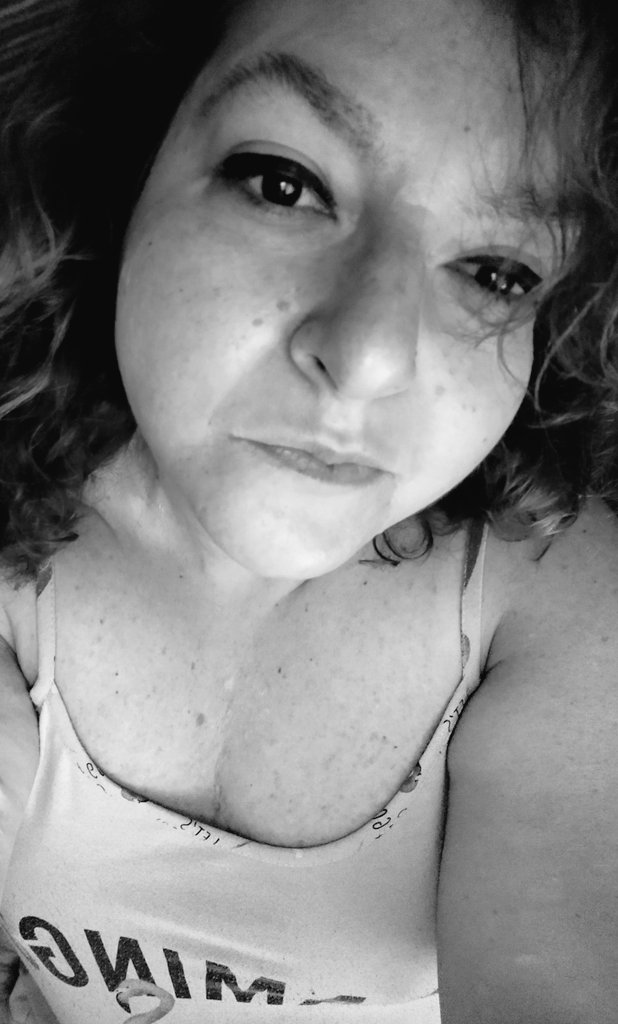 AuriCheffa79's tweet photo. Così...
#ammuzzo perché mi annoiavo...
#blackandwhite #blackandwhitephoto https://t.co/HlM72UI3E6