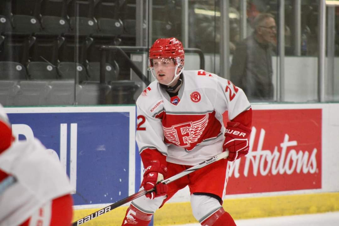 CanadianBlackBear🇨🇦 (CanadianPenny🌈) tweet media