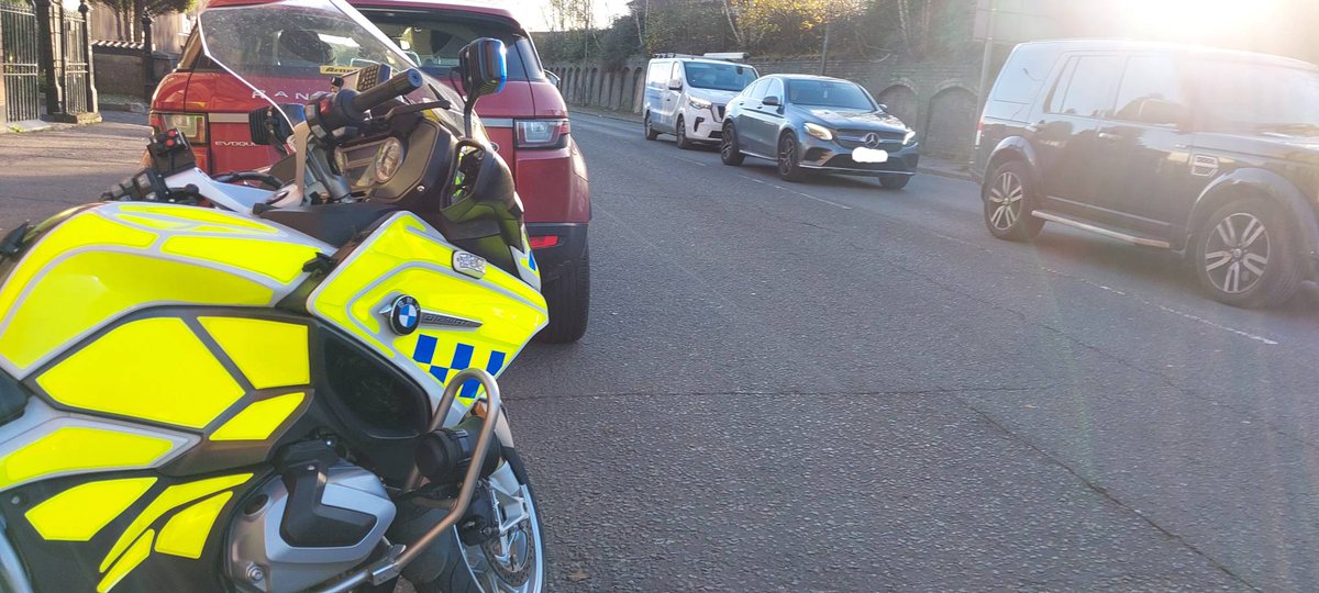 Officers from the #NationalMotorcycleUnit conducted a roadcheck in #Glasgow this morning as part of #OpDriveInsured. The driver of this vehicle didn't realise their insurance ran out over a month ago 
#CheckYourDocuments