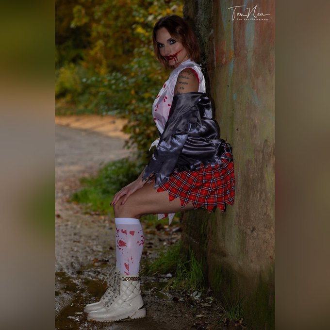 Halloween 🎃  Picture by tomn71  Make up by Anais.oury  Model: Me #picoftheday #picture #photograghy #model<a href="/tag/model"class="tags"><span>#model</span></a><a href="/tag/picoftheday"class="tags"><span>#picoftheday</span></a><a href="/tag/picture"class="tags"><span>#picture</span></a><a href="/tag/photograghy"class="tags"><span>#photograghy</span></a><a href="/tag/ha"class="tags"><span>#ha</span></a>