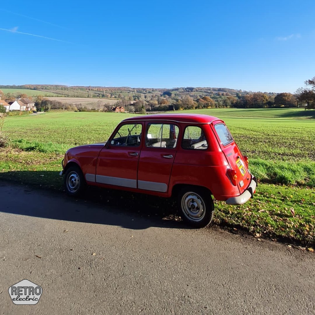 retroelectrics1's tweet photo. Take a look at this little French classic #evconversion! 

The Renault 4 was a hit when it was introduced in the 1960's and still has a massive following today. 

Now it's all-electric and a lot of fun. What do you think? 

#retroelectrics #renault #renault4 #classicrenault https://t.co/w9MyOHVmfb