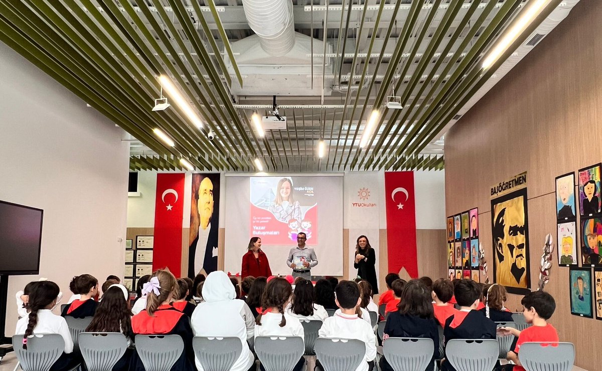 YTUOkullari's tweet photo. YTÜ Okulları olarak okumanın öneminin farkında olan ve akademik dürüstlüğe değer veren öğrenciler yetiştiriyoruz. Bu kapsamda 2023-2024 eğitim ve öğretim yılı “İyi bir çocukluk, iyi bir gelecek!” yazar buluşmamızın üçüncüsünü Kim Olduğumuz temasıyla bağlantılı olarak okuduğumuz “Tablet İsyanda” kitabının yazarı Yeşim Özen Açıl ile gerçekleştirdik. Öğrenme topluluğumuz ile bir araya gelerek keyifli bir söyleşi gerçekleştiren Yazar Yeşim Özen Açıl’a katkılarından dolayı teşekkür ederiz.

--

As YTU Schools, we raise students who are aware of the importance of reading and value academic honesty. In this context, we held the third of our "A good childhood, a good future!" author meetings for the 2023-2024 academic year with Yeşim Özen Açıl, the author of the book "Tablet Rebellion," which we read in connection with the theme of Who We Are. We would like to thank Author Yeşim Özen Açıl, who came together with our learning community and had a pleasant conversation, for her contributions.