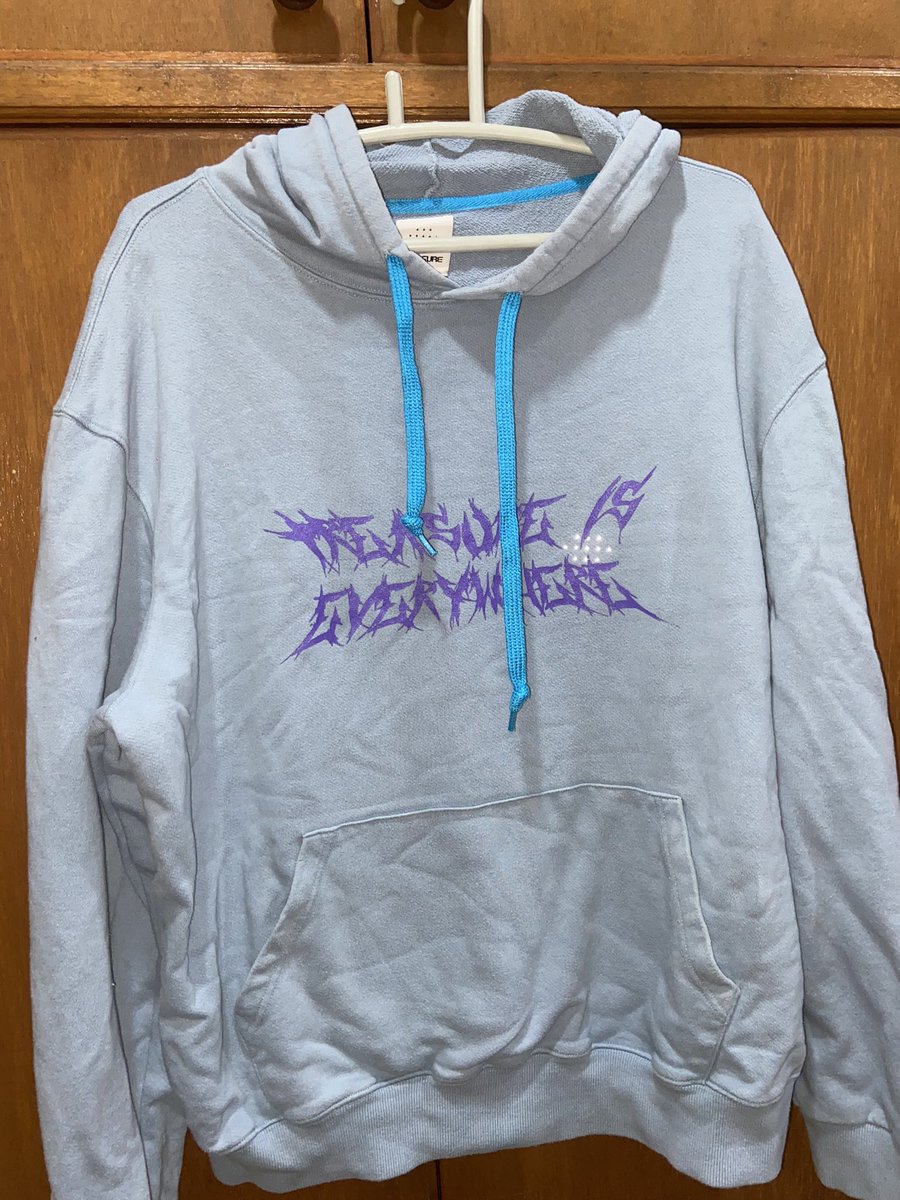 0710cart's tweet photo. wts lfb ph

ygselect treasure hoodie
- like new, barely used
- php 2800
- official, bought directly from ygselect
- rfs: decluttering https://t.co/46MXJFVAR9