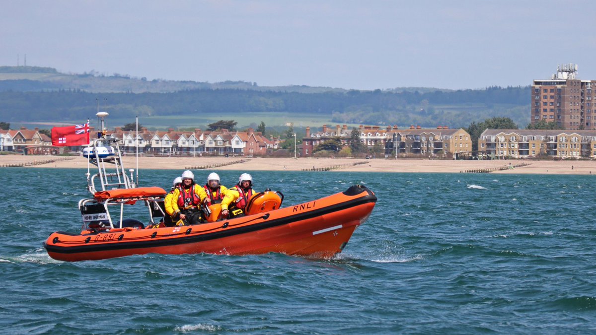 This #BlackFriday, help make a difference in your own way. There are loads of ways you can support our life saving work this year – and it doesn’t have to involve spending money ⬇️🧵