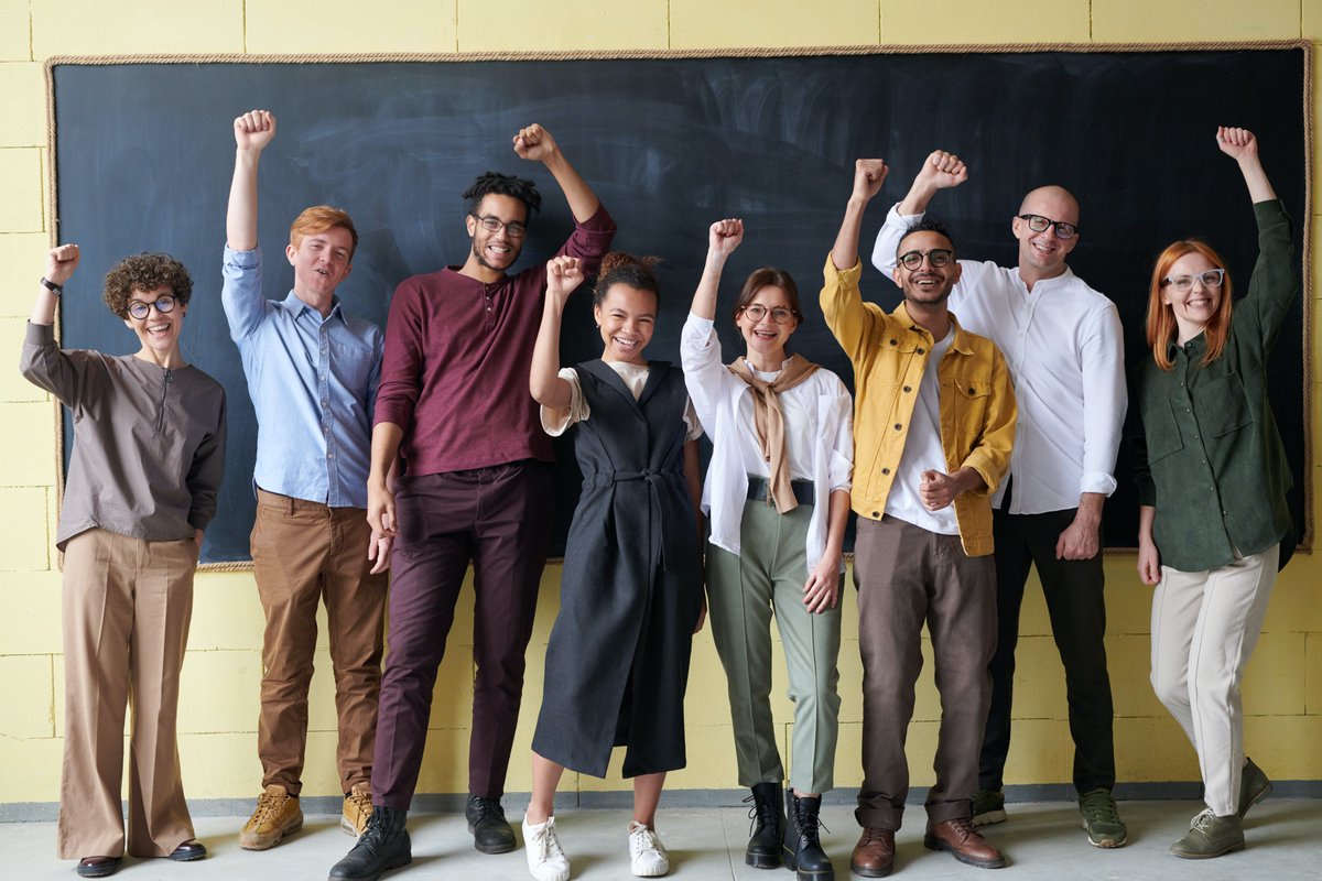 Check out my latest article: Navigating the Cultural Crossroads: Leadership in a Globalized World,linkedin.com/pulse/navigati… via <a href="/LinkedIn/">LinkedIn</a>