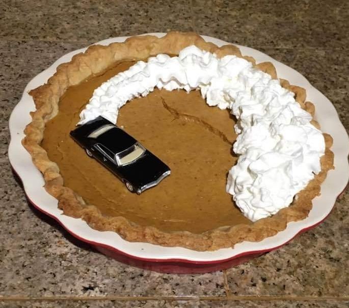 ClaireWayward's tweet photo. @Impala_Heroici Hey!! Don't forget Patience and I made a special pie for you Dean!! 😇 https://t.co/MEnCGvSMdN