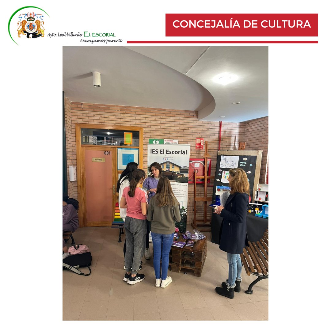 Ayuntamiento El Escorial tweet media