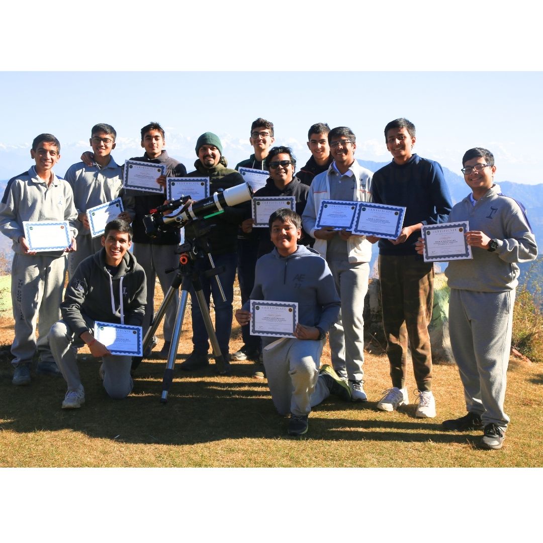 The_Doon_School's tweet photo. Unveiling the cosmos at the Astronomical Society's #StargazingWorkshop in Dhanaulti! Students mastered astral photography, capturing Orion Nebula, Capella, and more with Sky-Watcher EvoStar 80 APO.
Certified stargazers now! #Astrophotography #CelestialExploration https://t.co/wqlVNiaiLg
