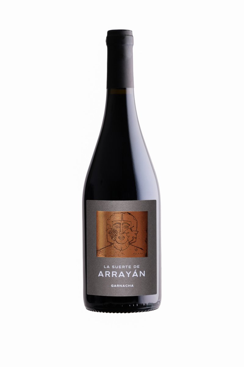 juanluisrecio's tweet photo. La Suerte de Arrayán 2018 es un vino de villa elaborado con #garnacha, caracterizado por su origen en una región de singular altitd) y un suelo arenoso de composición granítica... https://t.co/7Nwe54GEUU #vinos #Arrayan #SierradeGredos https://t.co/EUqhikB53i