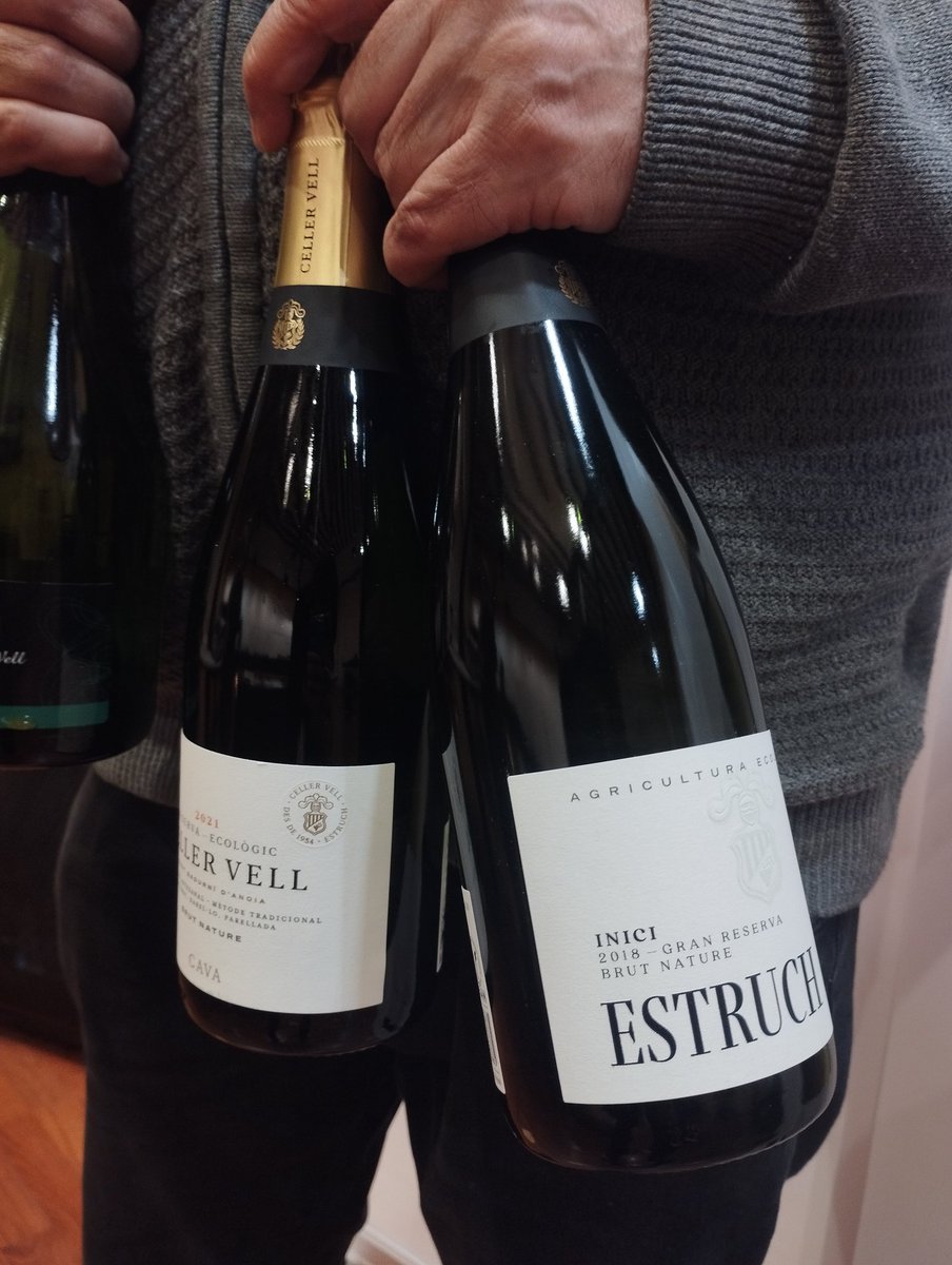 Celler Vell tweet media