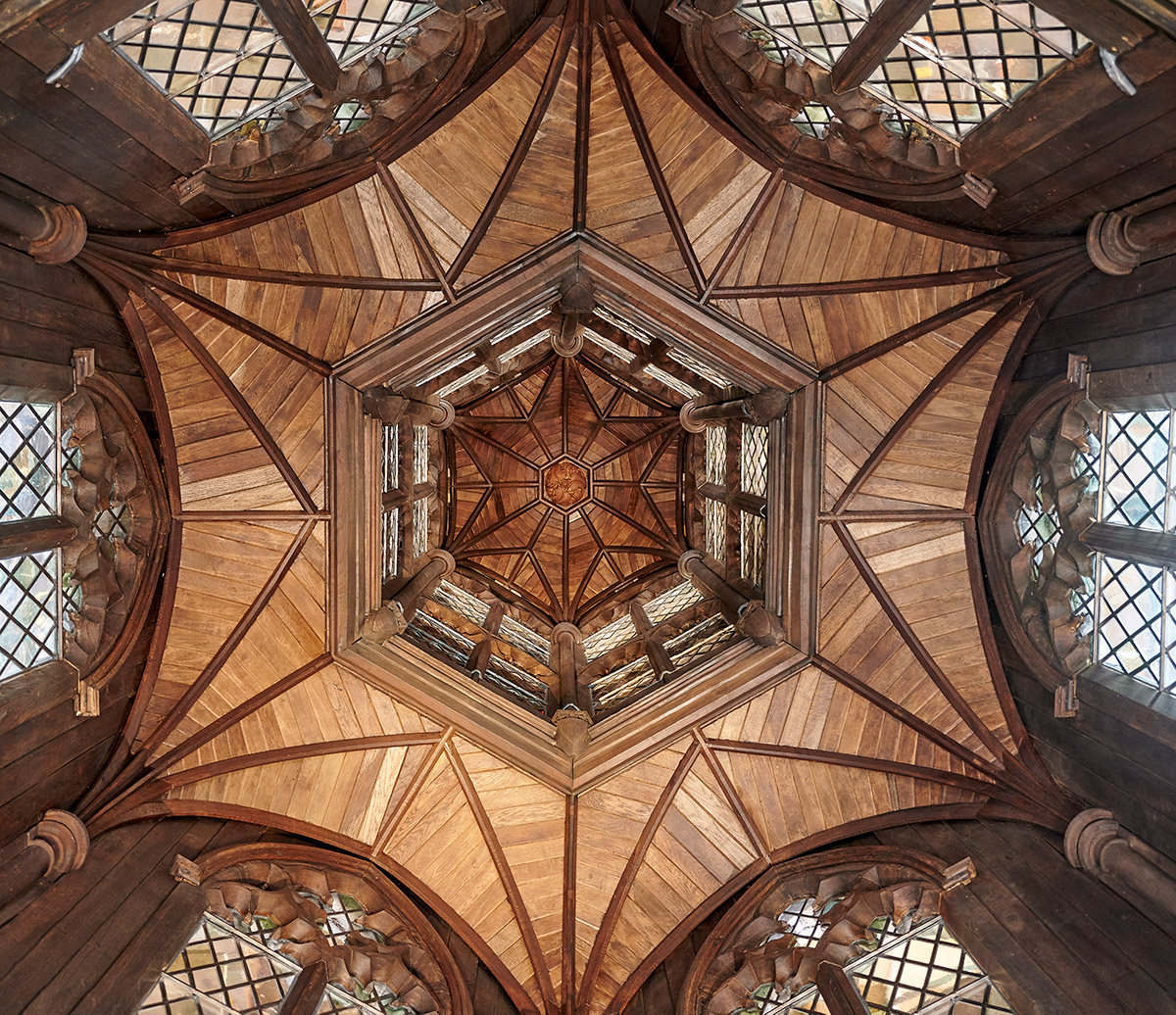 InsallArch's tweet image. Recent repair works on Westminster Hall's 14th century hammer beam roof and lantern won the @WoodAwards Restoration and Reuse category last night! Congratulations to all involved.
@PickEverard  Alan Baxter Ltd  @Perfect_Circle_  @Scape_Group