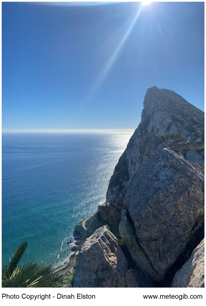 sassworkz's tweet photo. #Gibraltar #RockTop - 24/11 - what an absolutely stunning day on the Rock - snapped by MeteoGib follower Dinah Elston with many thanks - at midday, the temperature is now 16C in a light West to Southwesterly. https://t.co/p8ofHlYDiq