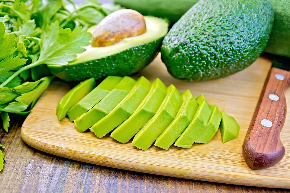 Remember to include avocado in your meal today! It's a great way to increase the intake of minerals and vitamins that your body needs.
#avocado #healthyfood #eatyourveggies #nutritious #vegan #delicious 
#eatgreen 
@jackwibuka