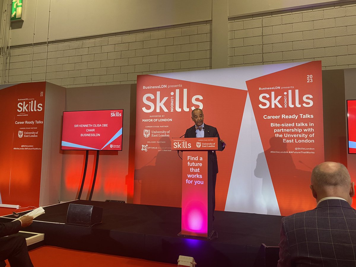 HinaBokhariLD's tweet photo. Inspiring speakers at the @_BusinessLDN Skills London Opening Ceremony. 

Thrilled to see the thousands of young people attending this fabulous event. #SkillsLondon #AFutureThatWorks https://t.co/iVslB2k1xK