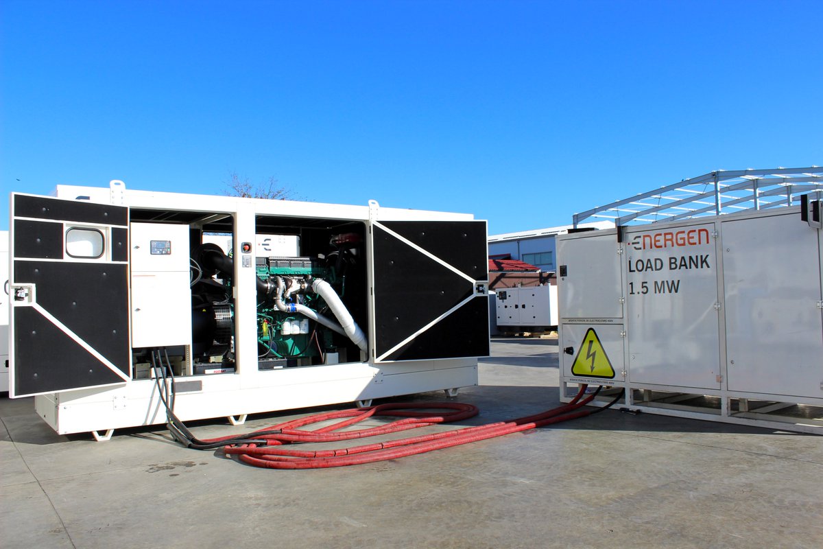 EnergenGensets's tweet photo. Energen Production Line proudly presents this Volvo Penta TAD1382GE-SV diesel generator. The 393 kW/534 HP, 13 Liter, Stage V will drive a 440 kVA diesel generator, which will provide uninterrupted power for the newest port in Agigea, Constanta.
#energen #generators #volvopenta https://t.co/8r8Aj2hurq