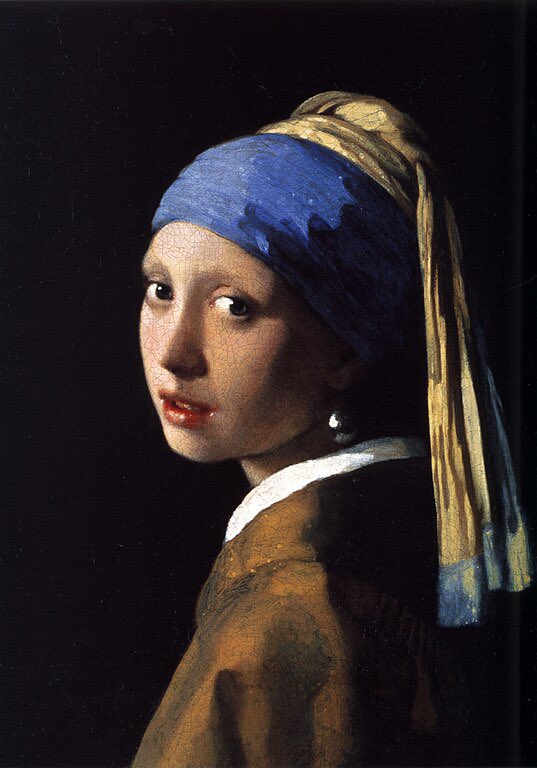 feefal_'s tweet photo. Just two young women with enigmatic gazes, looking over their shoulder… https://t.co/L4Jfu0RKp8