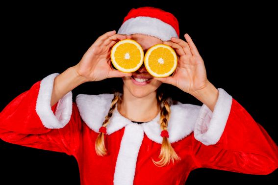 Physik im Advent ❄️ 24 Experimente bis Weihnachten: In diesem Adventskalender verbergen sich hinter den Türchen Experimente und Rätsel: physik-im-advent.de. Mitmachen, Fragen beantworten, Preise gewinnen. Kostenlose Anmeldung ab sofort. 
Mehr dazu: s.gwdg.de/9efssK