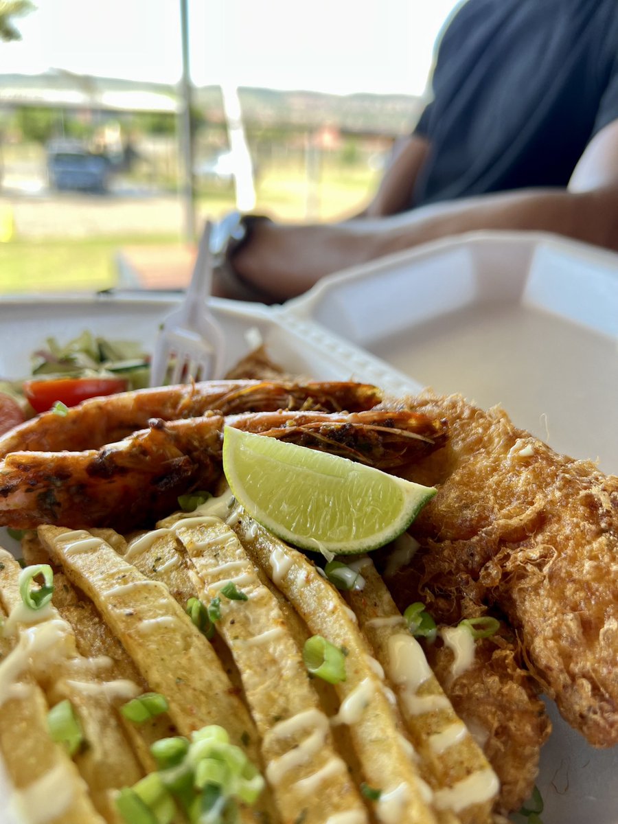 Mollo_Grills's tweet photo. It’s Fish Friday apha in Tshwane. 

📍Small City Hub
160 Middle Crescent | Wespark | Pta-West 
(Next To Engen Garage)

WhatsApp/Call
☎️ 069 804 0003 https://t.co/K92Be8DgY3