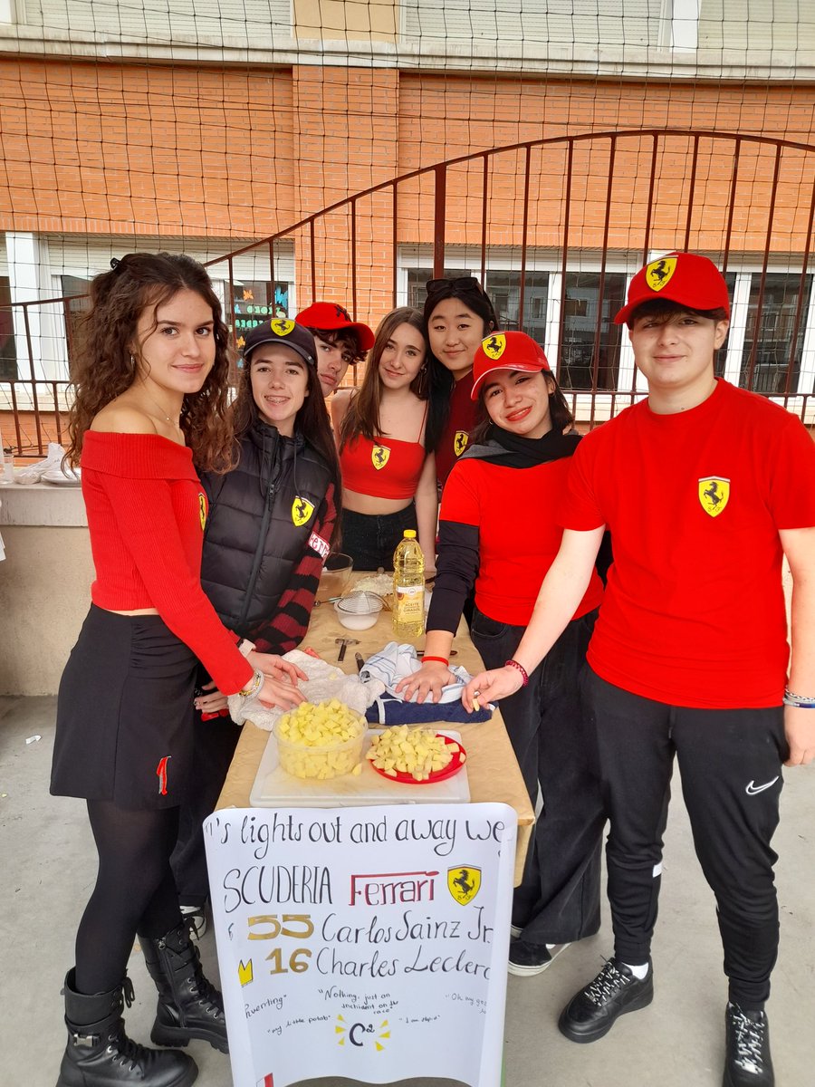 smiportu's tweet photo. Juan María Asteko Tortila Lehiaketa Batxilergoan.

Portugalete osoan usain goxo-goxoa dago.

Todo Portugalete huele a un rico aroma a tortilla del concurso de Bachillerato de la semana de Juan María. 

#EtorkizunariBegira #LaMennaisCUIDA #jm23 @KristauEskola @PortugaleteON https://t.co/YdserMSutc