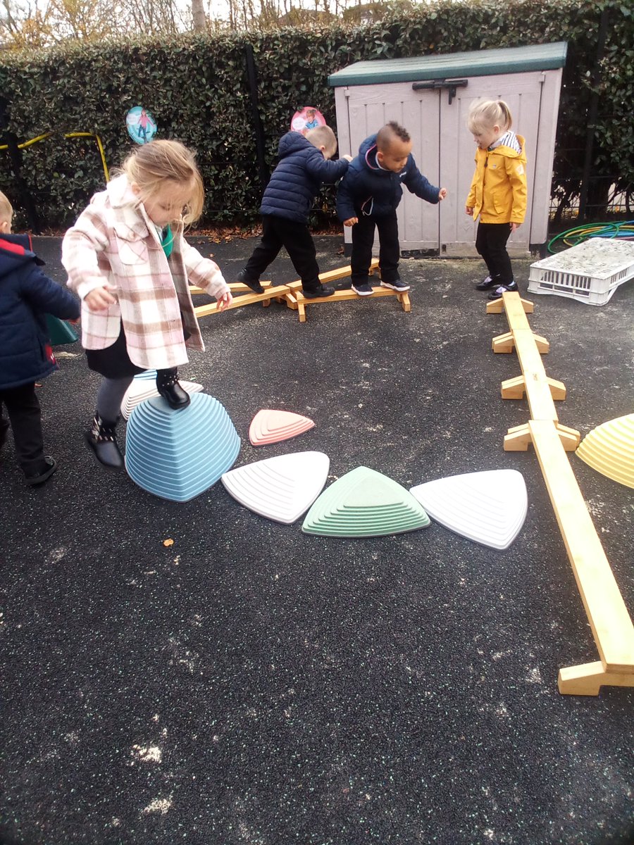 gcpfs1's tweet image. The children have enjoyed the new balancing equipment today with lots of discussion about which way they should go @PrimaryGreat #gcpphysicaldevelopment
