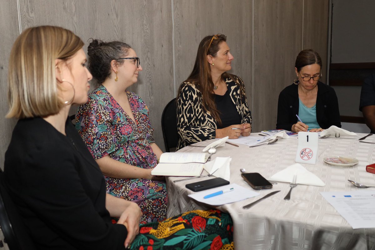 𝐓𝐡𝐞 𝐄𝐯𝐨𝐥𝐯𝐢𝐧𝐠 𝐋𝐚𝐧𝐝𝐬𝐜𝐚𝐩𝐞 𝐨𝐟 𝐂𝐨𝐧𝐟𝐥𝐢𝐜𝐭  &amp; 𝐌𝐞𝐝𝐢𝐚𝐭𝐢𝐨𝐧

Mediation one way to strengthen resilience to conflict &amp; turbulence.

Addressing the EU Delegation to Zimbabwe on Insider Mediation: Building Peace from Inside !

#Mediation #DialogueToPeace