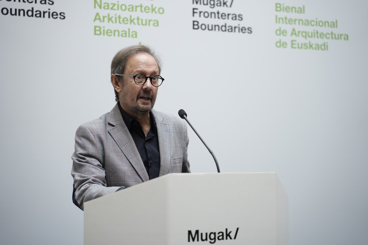 <a href="/arcenreve/">arc en rêve</a> <a href="/PJaureguiF/">pedro jauregui</a> , viceconsejero de Vivienda del Gobierno Vasco: “La vivienda colectiva es algo que puede parecer obvio aquí, pero fuera de Europa no lo es tanto; es, junto al espacio público y el patrimonio histórico, una de las tres grandes señas de identidad urbana europea”