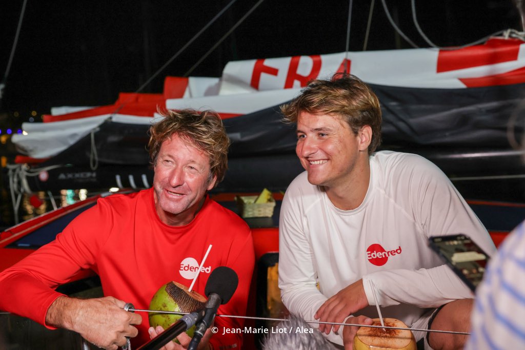 TeamEdenred's tweet photo. Transat Jacques Vabre : Emmanuel Le Roch et Basile Bourgnon décrochent le Top Ten au général sur le #Class40 @Edenred ⚪️🔴

La dream team Edenred termine une très belle saison 2023 sur une bonne note 👏👏

📷 Jean-Marie Liot - Aléa.

#edenred #TransatJacquesVabre #routeducafe https://t.co/lNSFsO285f