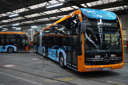 First series-production Mercedes-Benz eCitaro G fuel cell delivered to Rhein-Neckar-Verkehr - Green Car Congress greencarcongress.com/2023/11/202311…