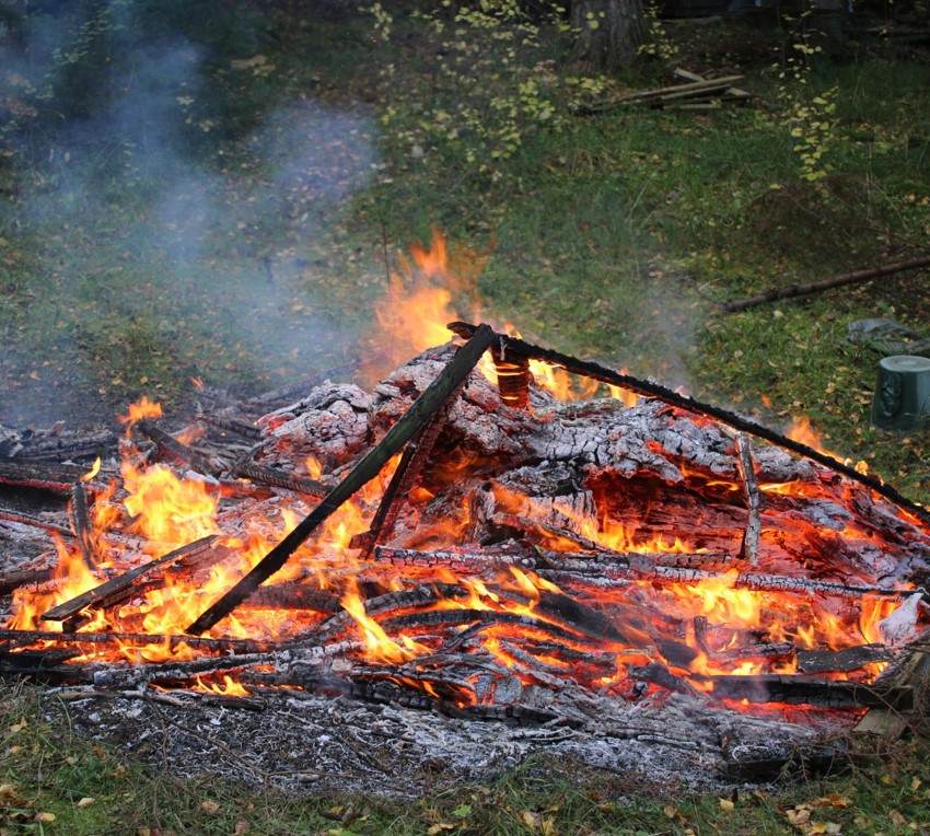 Tulsote-hanke loppuluisussa, ja sain olla viimeistä kertaa (tällä erää?) mukana Varsinais-Suomen lastensuojelujärjestöt ry:n jäsenjärjestöilleen järjestämässä perhekeskuskehittämisen tapaamisessa.
En ole järjestöjä toviksikaan unohtanut. Suurkiitos erinomaisesta yhteistyöstä!
