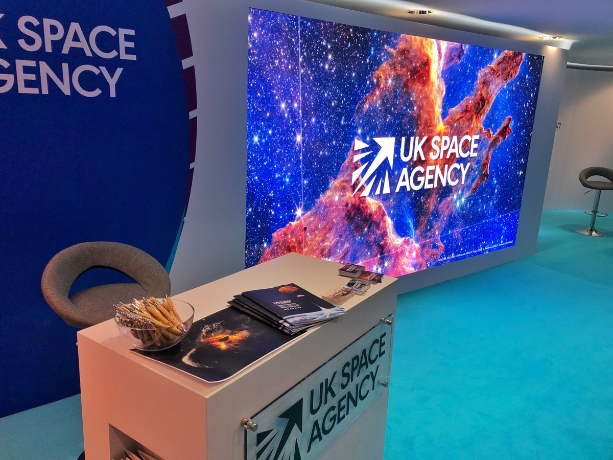 willgater's tweet image. Hugely enjoyable few days in Belfast helping to promote the Agency’s activities and meeting colleagues from the sector &amp;amp; beyond. Couldn’t resist a picture with a Mars rover or the chance to see, up-close, the sensor tech that gives @ESA_Euclid its views of the Universe. #UKSC2023