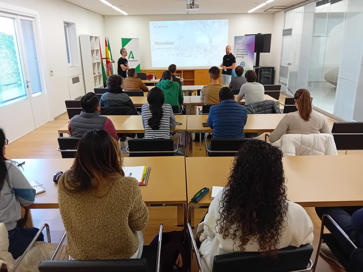 FundacionPTS's tweet image. Hoy en #FundaciónPTS se ha celebrado la tercera sesión de la experiencia #Matchmaking 💡

En esta ocasión se ha realizado un taller sobre #Agilidad y #Management 3.0, que lo ha impartido Manuel Pertíñez Sánchez🤳