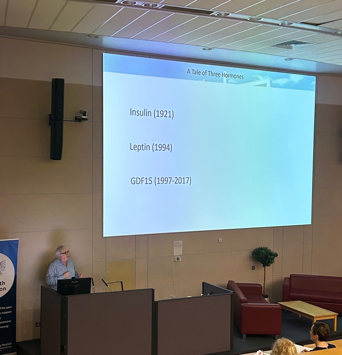 gastaut's tweet photo. Wonderful journey through metabolism and disease in #ATaleOf3Hormones by @StephenORahilly at the #MeathFoundation research symposium @TUH_Tallaght @TrinityMed1 #ThisIsTrinityMed https://t.co/Pkzk4hnTrk