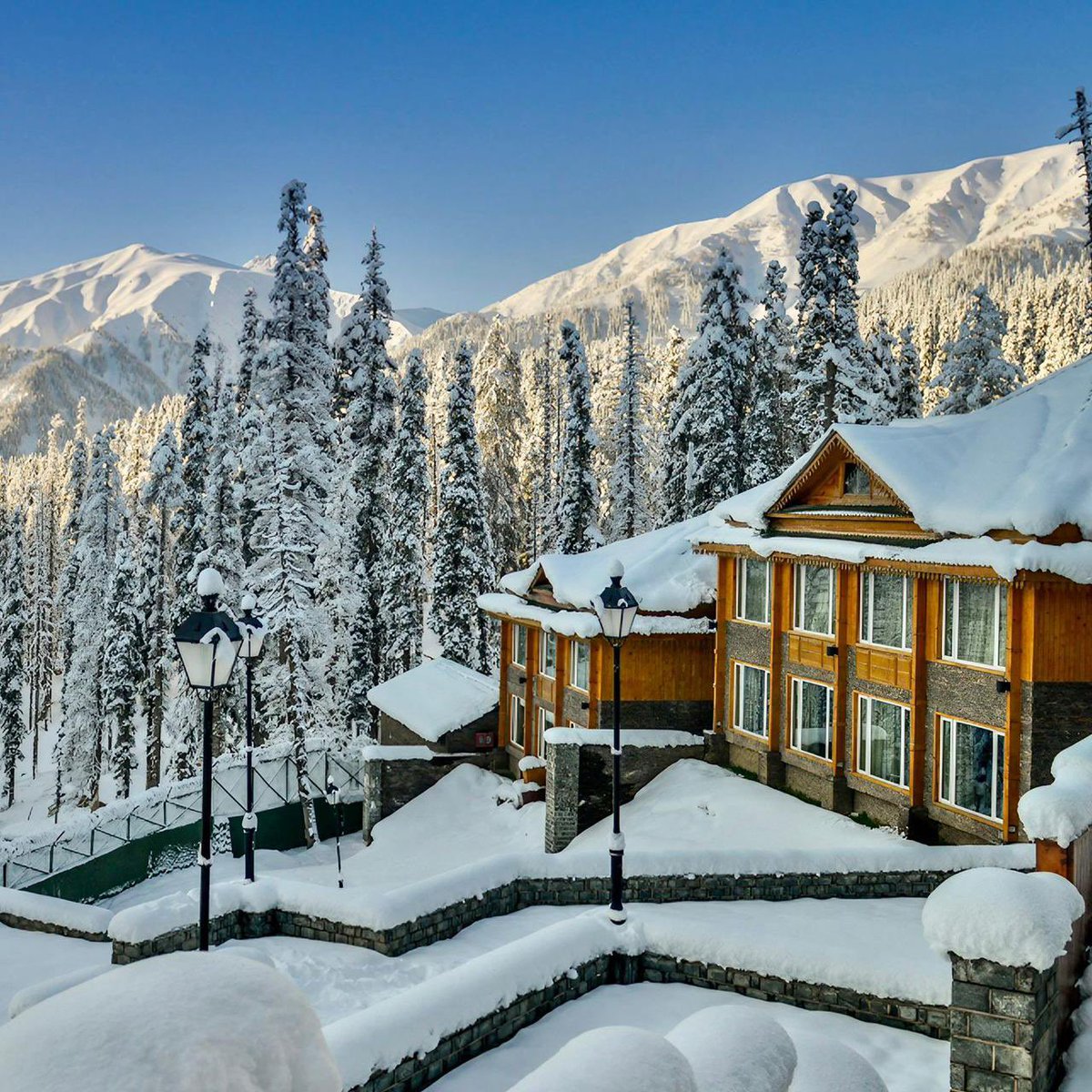 As winter arrives and snow blankets the vicinity, <a href="/khyberhimalayan/">The Khyber Resort</a> hotels stands out in the picturesque beauty of Gulmarg. 

#Winter #TheKhyberHimalayanResortAndSpa #Gulmarg