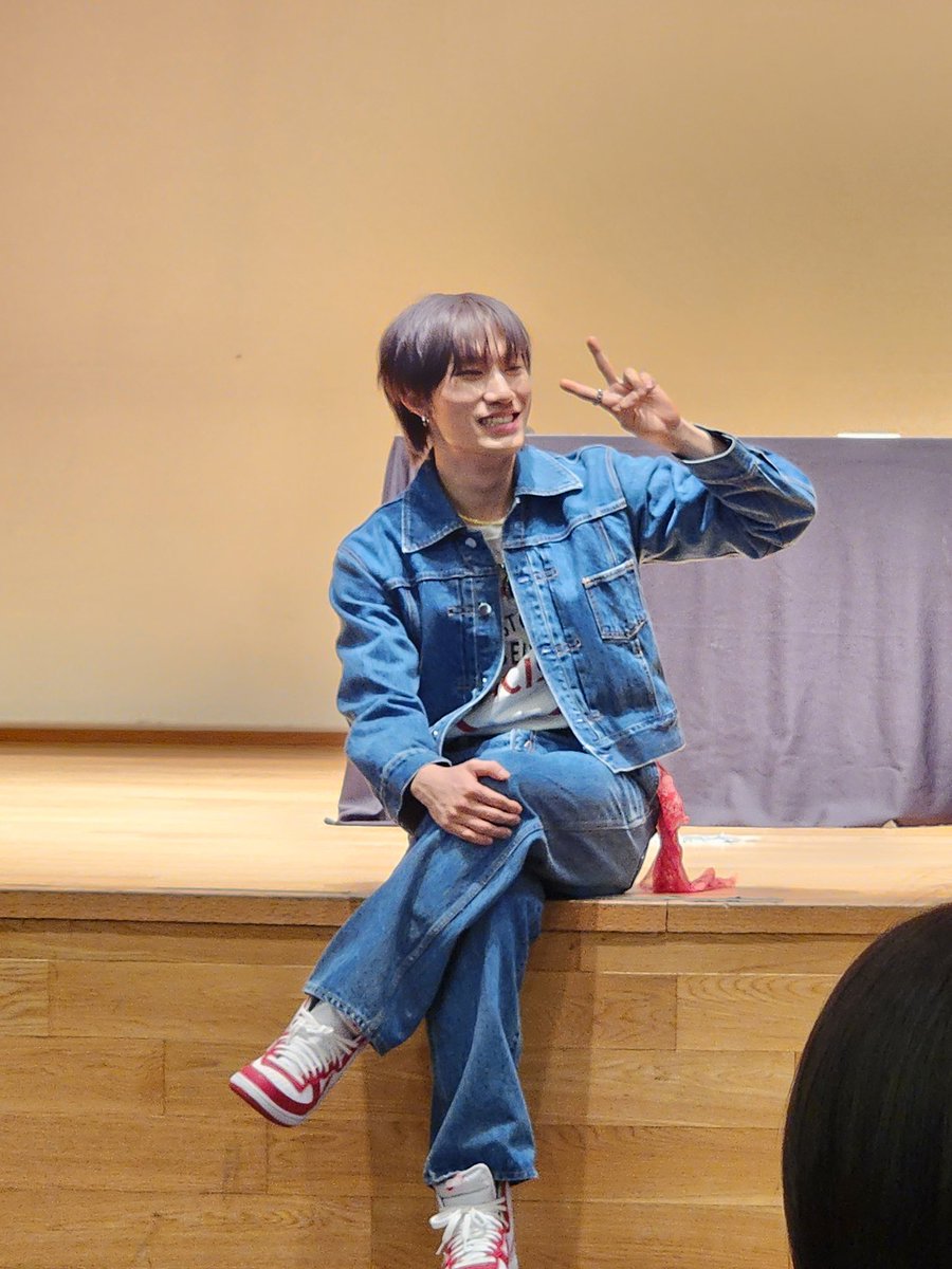 damiduru's tweet image. 사랑해❤️

진짜 실물의 10분의 1도 못담는다
카메라가 잘못하고 있던게 맞아
#방예담 #BANGYEDAM