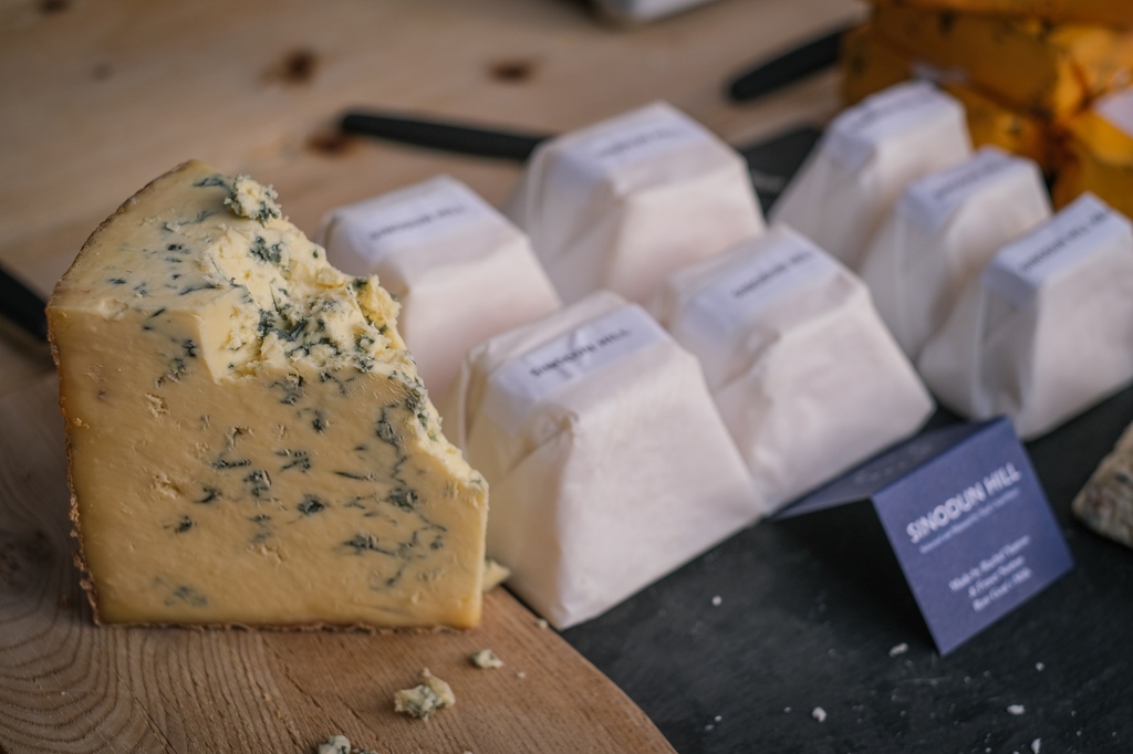 Cowdray Farm Shop tweet media