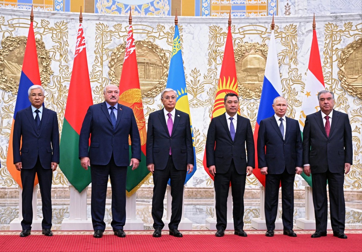 Kolektif Güvenlik Antlaşması Örgütü’ne (KGAÖ) üye olan Rusya, Belarus, Ermenistan, Kazakistan, Kırgızistan ve Tacikistan liderleri, dün Belarus’un başkenti Minsk’te düzenlenen zirvede sonuç bildirgesini kabul etti. Lukaşenko, yaptığı kapanış konuşmasında, Kolektif Güvenlik…