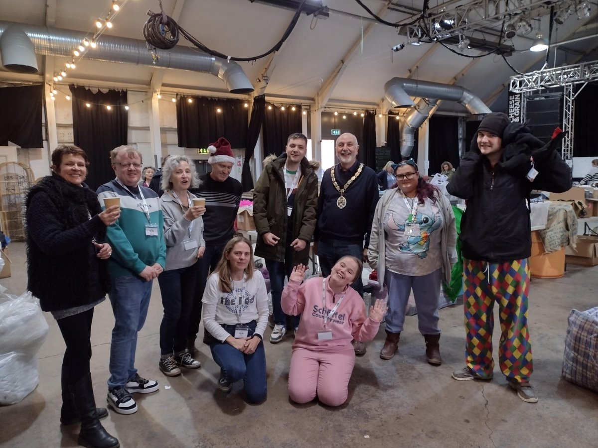 The Mayor of Frome tweet media